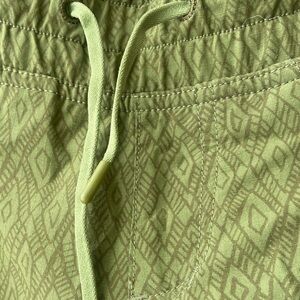 MEC Green Patterned Women's Pants